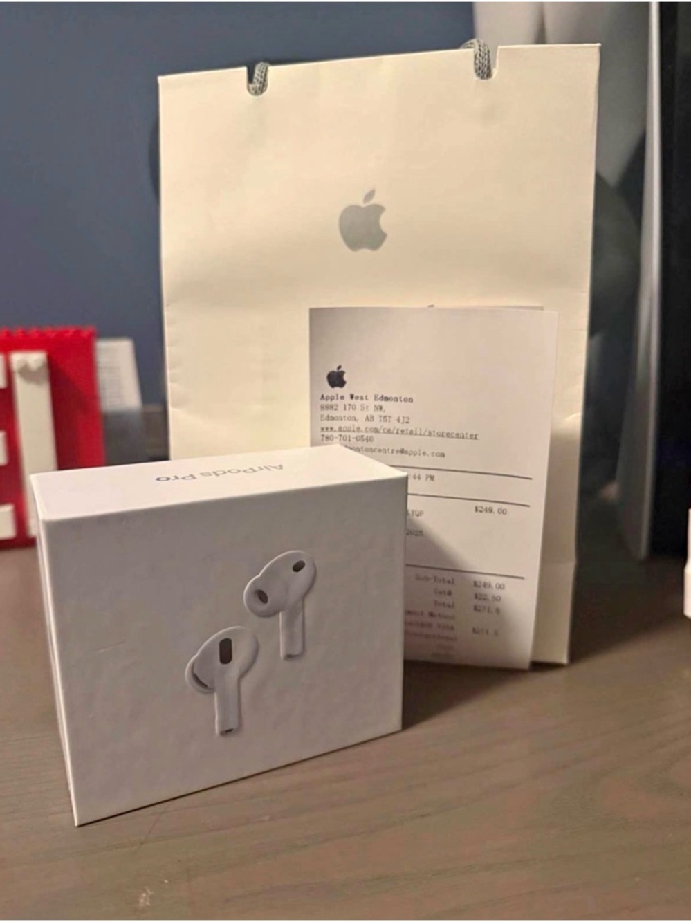 Apple AirPods Pro 3 Wireless Earbuds - White